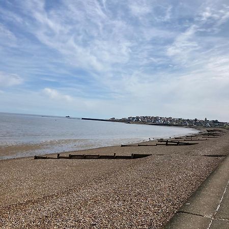 Seaview Holiday Rentals - Seawall ウィスタブル エクステリア 写真